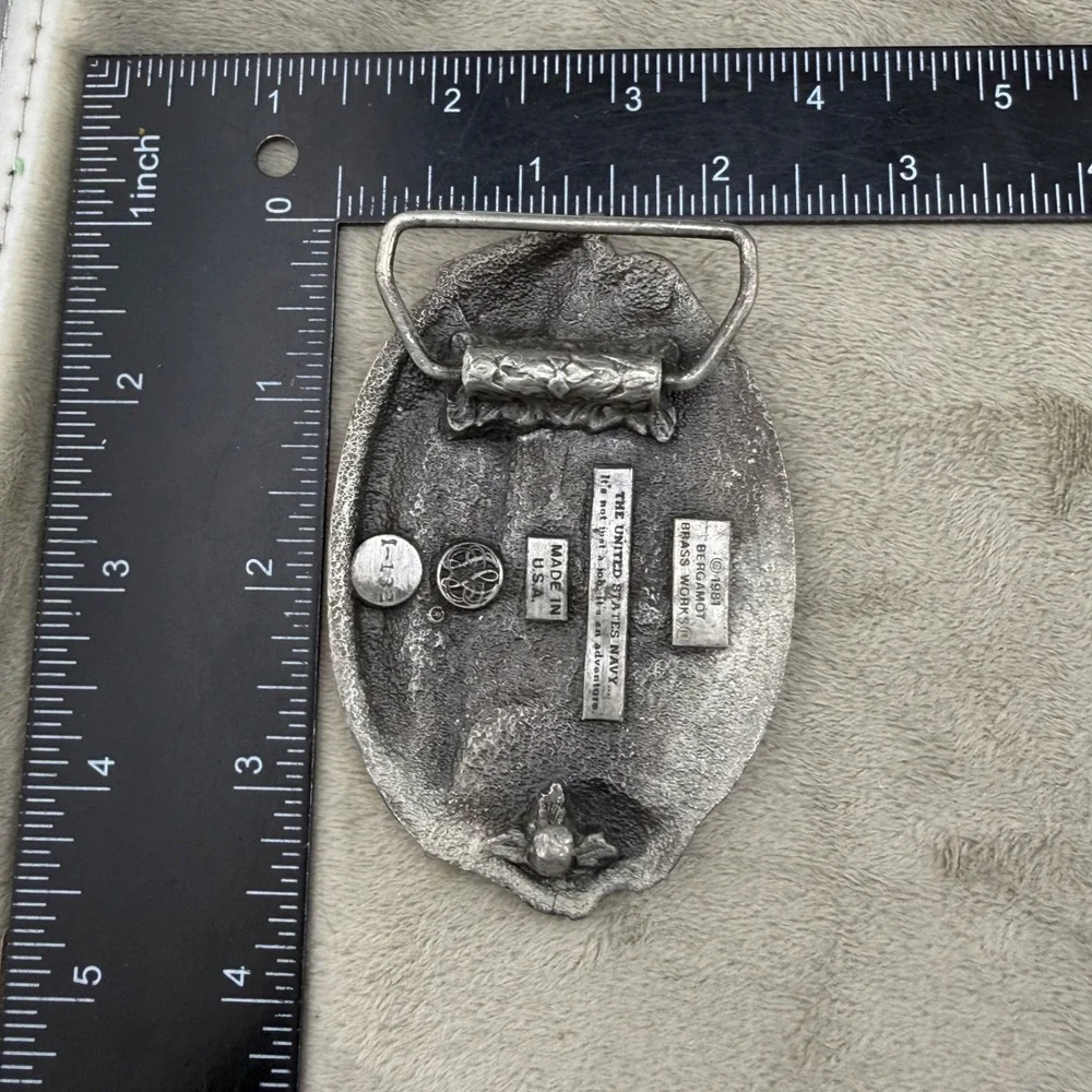 Vintage Bergomot Brass Works US Navy Belt Buckle Silver Tone Enamel‎